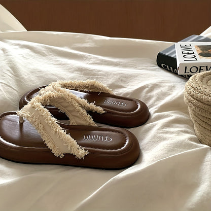 TR | Klapki puszyste