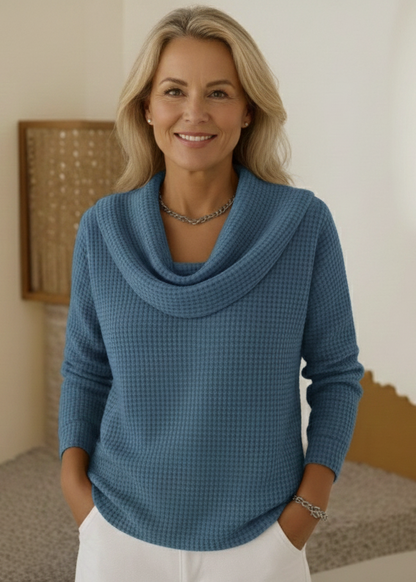 Amber™ | Warmer Pullover mit elegantem Wasserfallausschnitt
