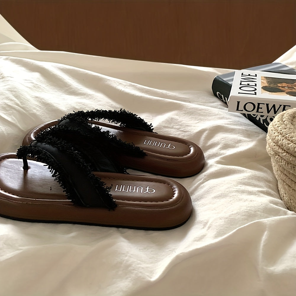 TR | Klapki puszyste